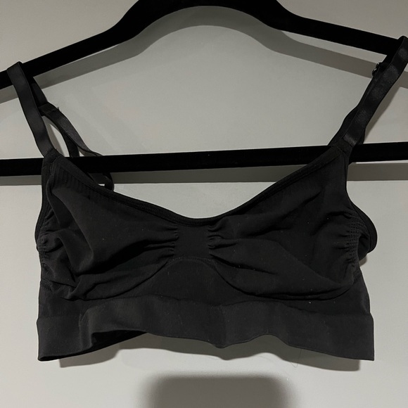 SKIMS Sculpting Bralette - Picture 5 of 5